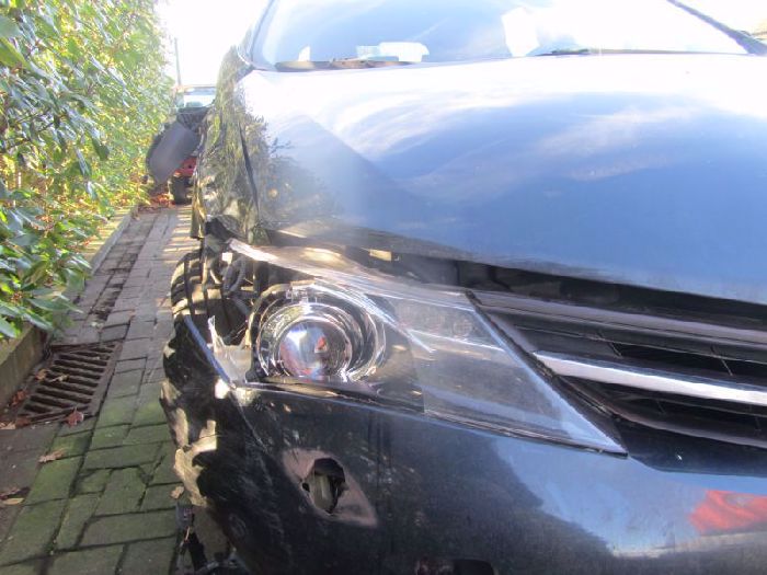 Auto 140257-12.jpg